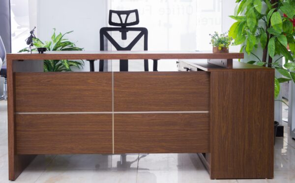 مكتب مدير (EN)