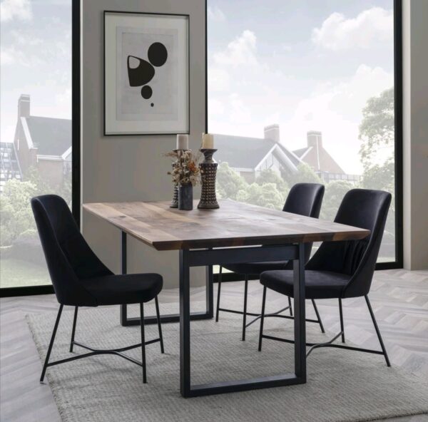 ترابيزة اجتماعات جديدة (EN)